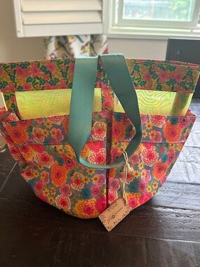 NATURAL LIFE Floral Bright Multi-Color Shower Tote